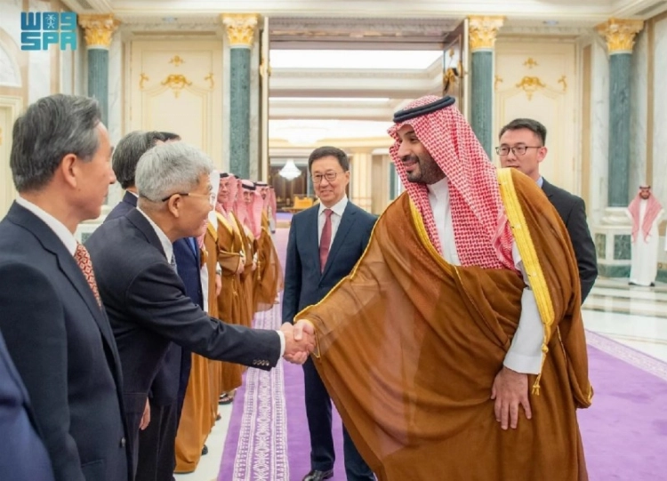 ولي العهد ونائب الرئيس الصيني يبحثان التعاون المشترك وآخر التطورات على المستوى الدولي ولي العهد ونائب الرئيس الصيني يبحثان التعاون المشترك وآخر التطورات على المستوى الدولي