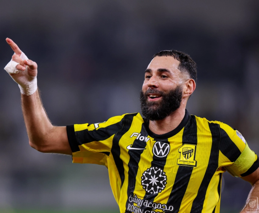 Benzema hat-trick fires Al Ittihad into King’s Cup semifinals Karim Benzema celebrates his first goal on Al-Shabab. (X @Ittihad)